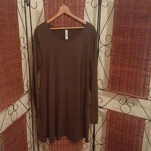 Dark green knit tunic top